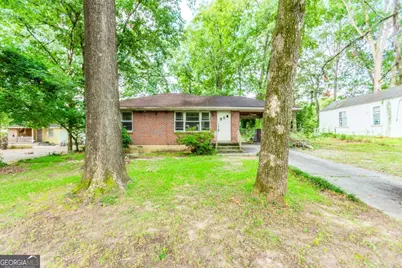 925 South Avenue, Forest Park, GA 30297 - Photo 1