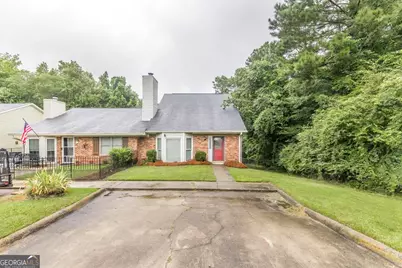 176 N Springs Court, Macon, GA 31210 - Photo 1