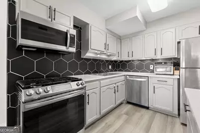 2965 Pharr Court South NW #304, Atlanta, GA 30305 - Photo 1