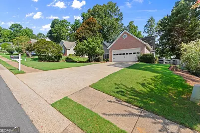 3358 English Oaks Drive NW, Kennesaw, GA 30144 - Photo 1