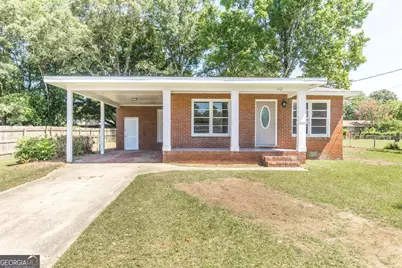 110 Athens Street, Warner Robins, GA 31088 - Photo 1