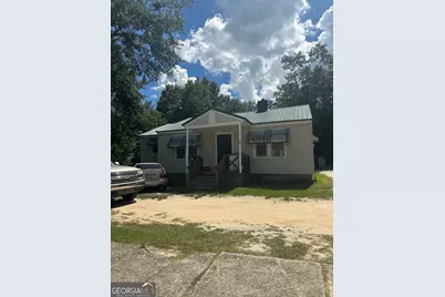 284 Dromedary Street, Woodbury, GA 30293 - Photo 1