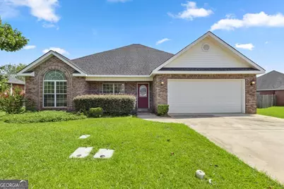 305 Sugarloaf Parkway, Perry, GA 31069 - Photo 1