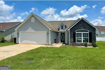 208 Burr Drive, Byron, GA 31008 - Photo 1