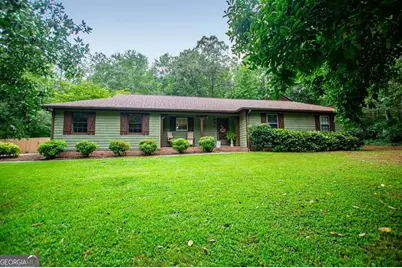 120 W Honeysuckle Lane, Carrollton, GA 30116 - Photo 1