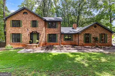 220 Essex Circle, Fayetteville, GA 30215 - Photo 1