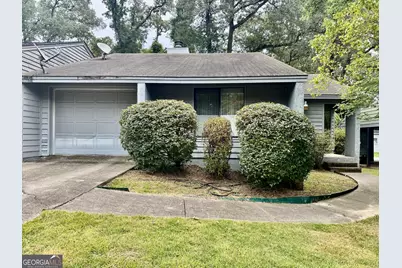 116 Lake Pointe Drive, Warner Robins, GA 31088 - Photo 1