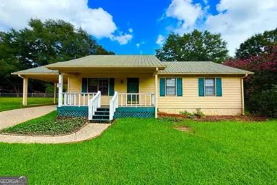 824 Park Lake Court NW, Monroe, GA 30656 - Photo 1