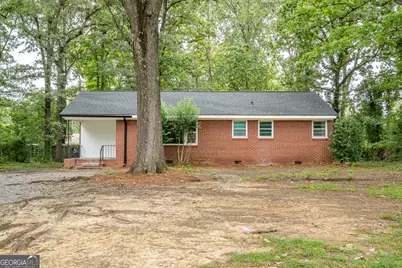 2614 Garden Lakes Boulevard NW, Rome, GA 30165 - Photo 1