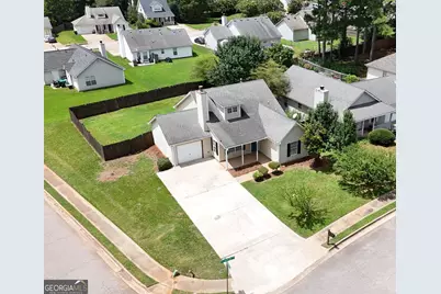 1501 N Hampton Court, Hampton, GA 30228 - Photo 1