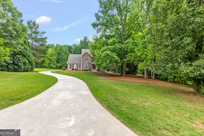 220 Drumcliff Court, Tyrone, GA 30290 - Photo 1