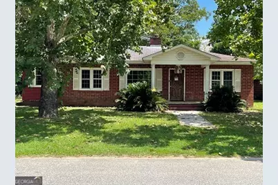 50 N Daughtry Street, Metter, GA 30439 - Photo 1