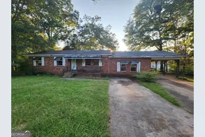 131 Washington Street, McDonough, GA 30253 - Photo 1