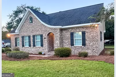321 E Magnolia Street, Jesup, GA 31546 - Photo 1