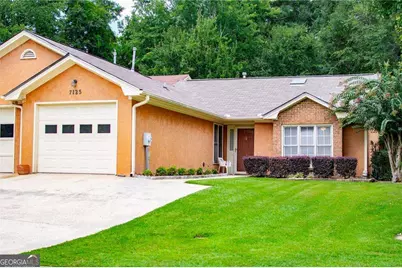 7125 Woodridge Lane, Union City, GA 30291 - Photo 1