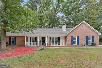 110 Hawthorne Circle, Lagrange, GA 30240 - Photo 1