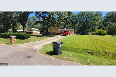 150 N Lake Drive, Lagrange, GA 30240 - Photo 1