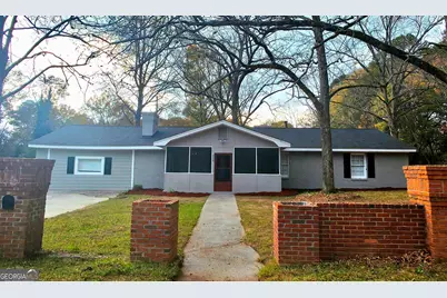 516 Harris Street, Monroe, GA 30655 - Photo 1