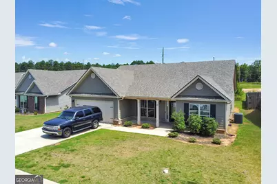 272 Heartland Circle, Winder, GA 30680 - Photo 1