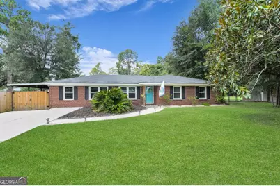 17 Regent Drive, Savannah, GA 31406 - Photo 1