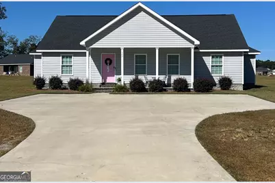 369 Glazebrook Avenue, Statesboro, GA 30458 - Photo 1