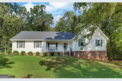 672 Crawford Circle, Toccoa, GA 30577 - Photo 1