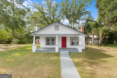 144 Tattnall Street, Reidsville, GA 30453 - Photo 1