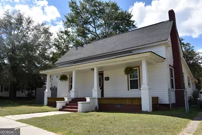 250 S Lewis Street, Metter, GA 30439 - Photo 1