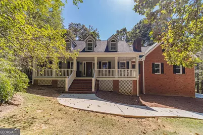 4745 Matthews Park Drive, Snellville, GA 30039 - Photo 1
