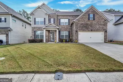 210 Fanleaf Drive, Fairburn, GA 30213 - Photo 1