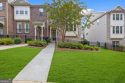 10016 Jack Drive, Roswell, GA 30076 - Photo 1