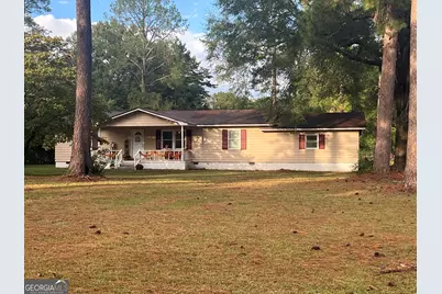 359 Horse Shoe Drive, Dublin, GA 31021 - Photo 1