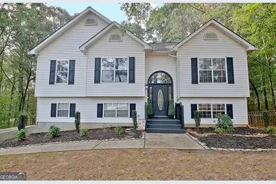 519 Cumberland Trail, Senoia, GA 30276 - Photo 1
