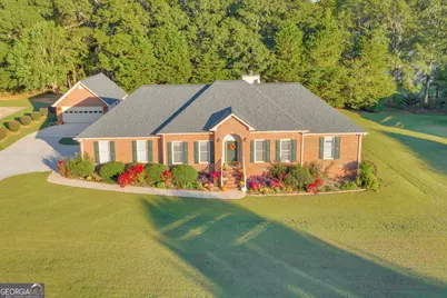 60 N Tanglewood, Royston, GA 30662 - Photo 1