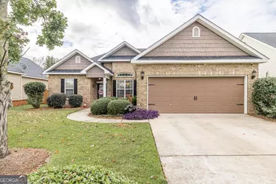 200 Amber Drive, Byron, GA 31008 - Photo 1