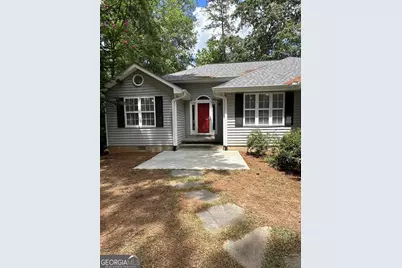 145 Oak Leaf Circle, Eatonton, GA 31024 - Photo 1