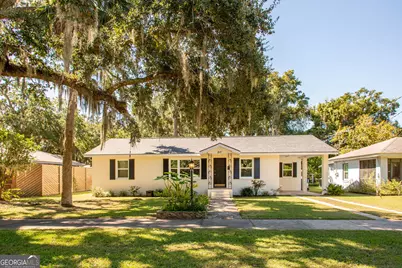 217 Norwich Street, Brunswick, GA 31520 - Photo 1