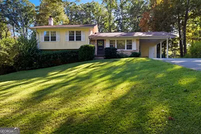 136 Julia Court, Toccoa, GA 30577 - Photo 1