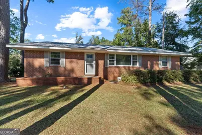 821 E McCarty Street, Sandersville, GA 31082 - Photo 1