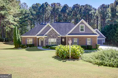 45 Meadow View Glen, Newnan, GA 30265 - Photo 1