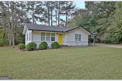 240 Lynnwood Avenue, Tyrone, GA 30290 - Photo 1