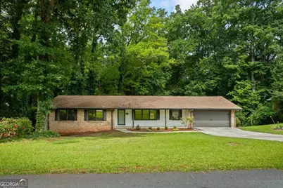 1300 White Oak Street SE, Conyers, GA 30013 - Photo 1