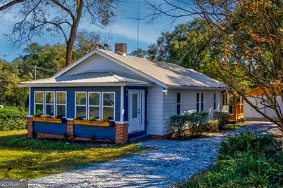 270 Victoria Street, Commerce, GA 30529 - Photo 1