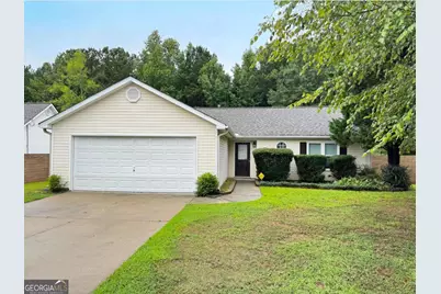 73 Canterbury Drive, Grantville, GA 30220 - Photo 1