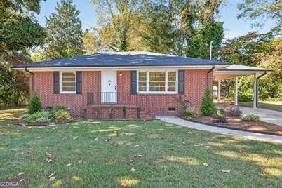 352 3rd Avenue, Winder, GA 30680 - Photo 1