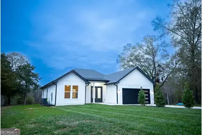2590 Walton Downs Road #3, Monroe, GA 30655 - Photo 1