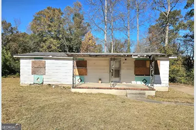 215 King Street, Jonesboro, GA 30236 - Photo 1