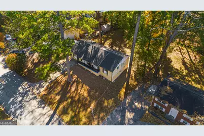 761 Robert E Lee Parkway, Jonesboro, GA 30238 - Photo 1