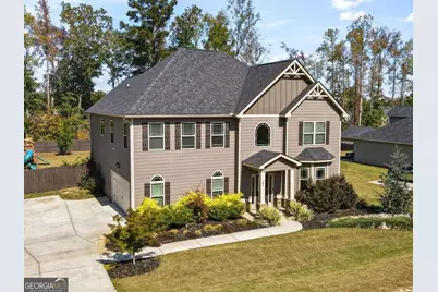 345 Darien Drive, Senoia, GA 30276 - Photo 1