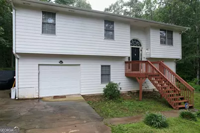 130 Mallard Drive, Newnan, GA 30263 - Photo 1
